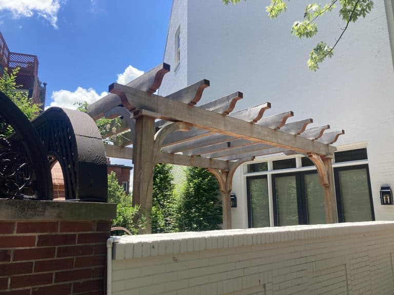 Best Pergolas for Backyard Shade