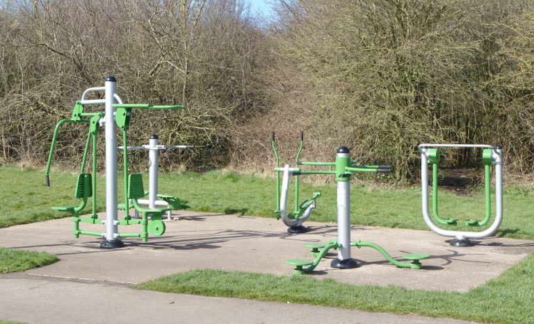 Best Outdoor Fitness Equipment for Backyards in 2026